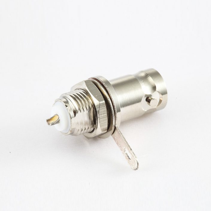 面板安裝后鎖穿墻接線式180度母頭焊杯接地 面板安裝后鎖穿墻接線式180度母頭焊杯接地