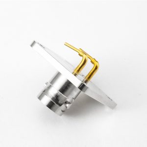 BNC連接器插座75Ω用于面板安裝4孔法蘭PCB彎插